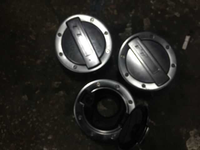 Audi TT 2009-2012 Çıkma Yedek Krom Depo Kapagı